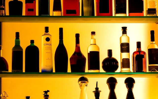 名酒知识速查：一页看懂酒类
