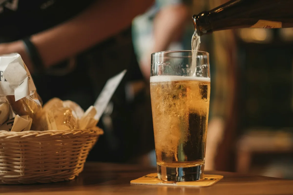 酒的分类体系：按原料工艺分类